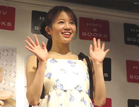 　初の写真集を発売したＡＫＢ４８の正鋳真優