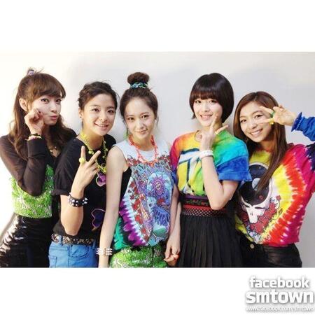 　ｆ（ｘ）の公式フェイスブックより