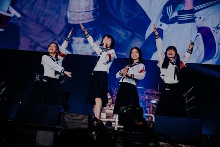 　節目のステージで大暴れした新しい学校のリーダーズ（撮影・ｈｉｒｏｙａｂｒｉａｎ）