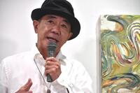 　作品について語る木梨憲武