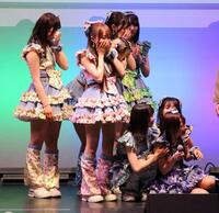 　優勝に泣き崩れるラフ×ラフ