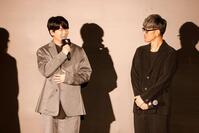 　トークする（左から）花江夏樹、櫻井孝宏　（Ｃ）吾峠呼世晴／集英社・アニプレックス・ｕｆｏｔａｂｌｅ