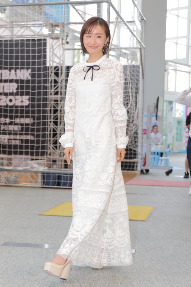 　登壇した松本まりか（撮影・吉澤敬太）