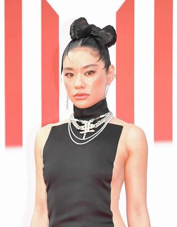 　「ＭＵＳＩＣ　ＡＷＡＲＤＳ　ＪＡＰＡＮ　２０２５」授賞式でのＡｗｉｃｈ