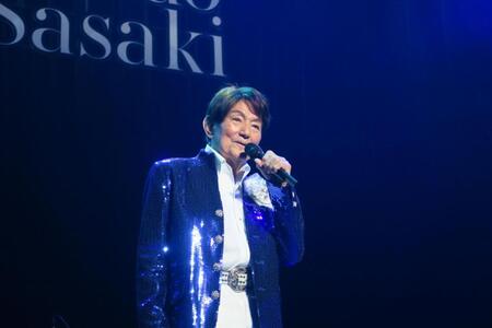 　「デビュー６５周年記念～仲間と祝う復活祭～」を開催したささきいさお