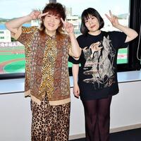 ナ酒渚（左）とカーネーションの吉田結衣