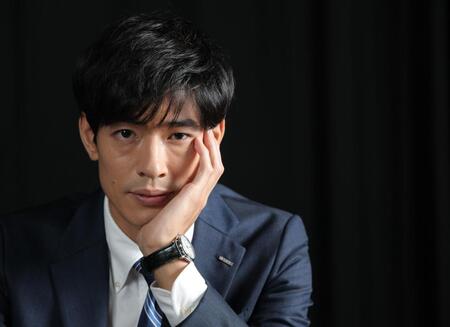 　ギャップのあるハイスペック男子を演じる中島歩