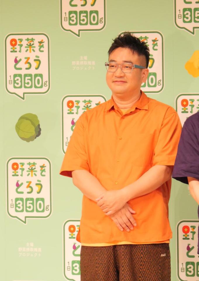 　イベントに出席したなすなかにし・中西茂樹