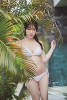 初の写真集「きらららぽん」を発売した塩見きら【撮影：藤本和典】