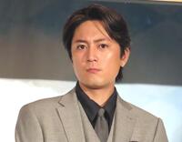 　「不思議の国でアリスと　－Ｄｉｖｅ　ｉｎ　Ｗｏｎｄｅｒｌａｎｄ－」完成披露舞台あいさつに登壇した間宮祥太朗