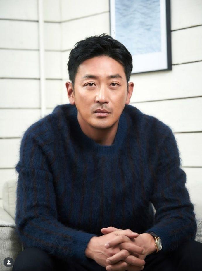 　韓国・芸能プロダクションＷＡＬＫ　ＨＯＵＳＥカンパニーの公式インスタグラム＠ｗａｌｋｈｏｕｓｅｃｏｍｐａｎｙより　俳優のハ・ジョンウ