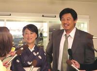 　テレ東系ドラマ架空名作劇場に主演のアルコ＆ピース・平子祐希（右）と友近