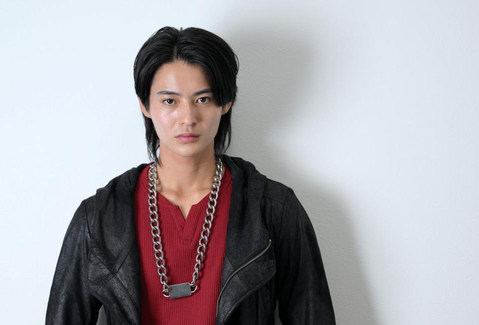 　「ナンバーワン戦隊ゴジュウジャー」でゴジュウウルフ／遠野吠役を演じ、注目を集める冬野心央（撮影・伊藤笙子）