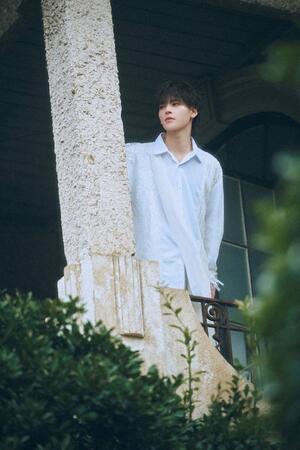 　坪倉康晴１ｓｔ写真集「夢幻」（東京ニュース通信社）イメージカット