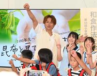 　イベントを満喫する杉浦太陽（撮影・高部洋祐）