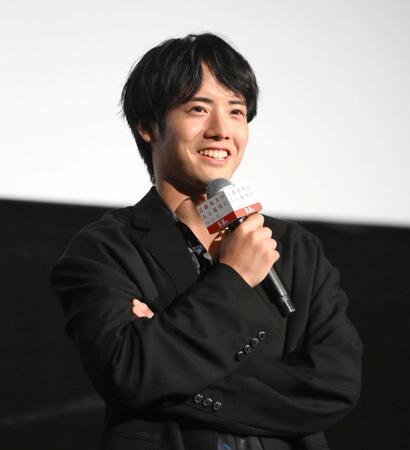 　映画「近畿地方のある場所について」の魅力を語る赤楚衛二（撮影・堀内翔）