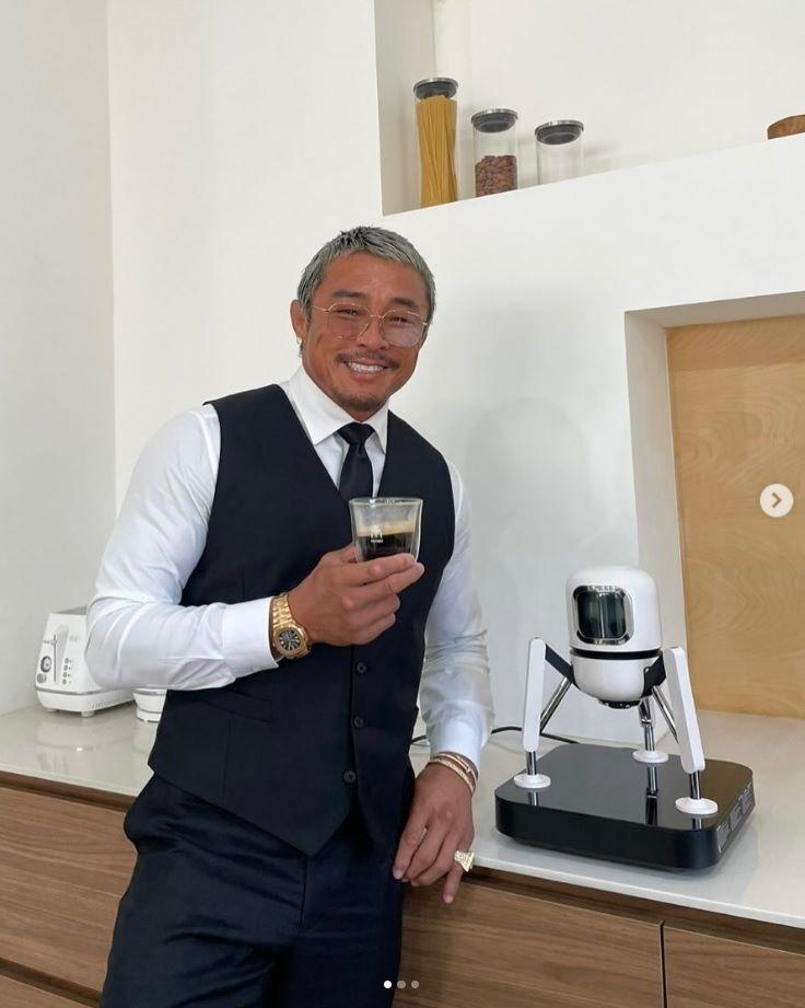 　秋山成勲の公式インスタグラム＠ａｋｉｙａｍａｃｈｏｏより