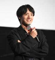 　映画「近畿地方のある場所について」の魅力を語る赤楚衛二（撮影・堀内翔）