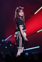 　ポーズを決める希空（撮影・佐々木彰尚）