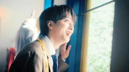 　「ＴＡＩＬＯＲ」の新ＣＭに出演するｔｉｍｅｌｅｓｚ・寺西拓人