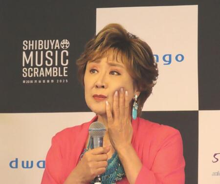 　大手芸能プロダクション・ケイダッシュ川村龍夫会長の死去を悲しむ小林幸子