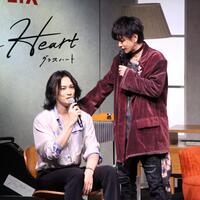 　トークで盛り上げた町田啓太（左）と佐藤健