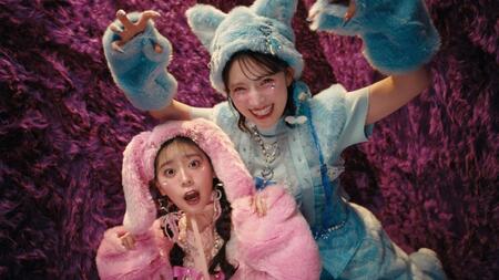 　「ポケコロツイン」新ＣＭに出演した坂井仁香（左）と菅田愛貴