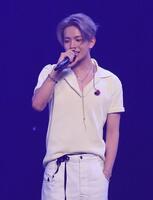 　ショーケースに登場したＥＮＨＹＰＥＮのＨＥＥＳＥＵＮＧ（撮影・石井剣太郎）