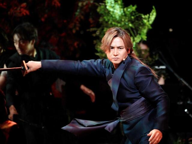 堂本光一 「SHOCK」から「ナイツ・テイル」へ新たな挑戦 ライブ