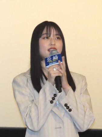 　映画「長崎－閃光（せんこう）の影で－」の公開記念舞台あいさつに出席した菊池日菜子