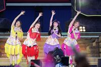 　ももいろクローバーＺの（左から）玉井詩織、百田夏菜子、高城れに、佐々木彩夏＝横浜スタジアム（Ｃ）キングレコード