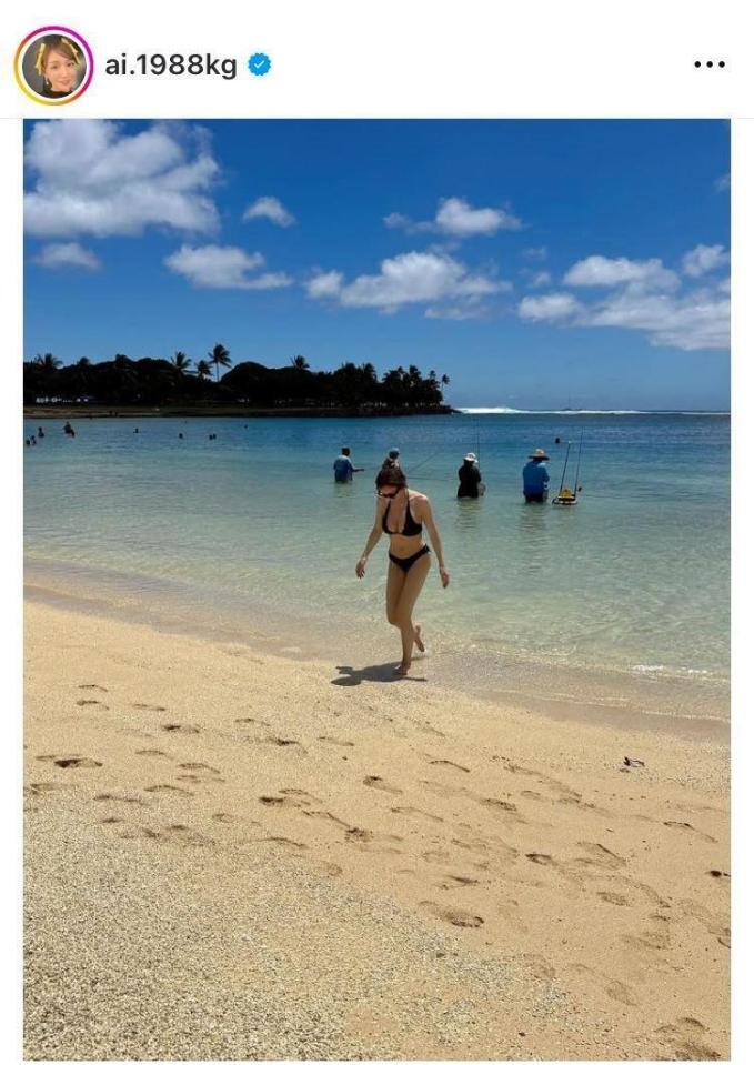 小麦色に日焼けした加護ちゃんビキニショット。インスタグラム＠ａｉ．１９８８ｋｇ より