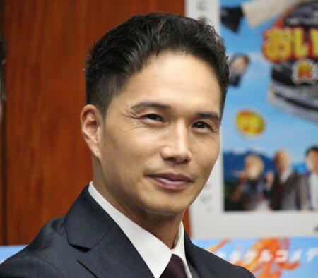 　小泉進次郎農林水産大臣と対談した市原隼人