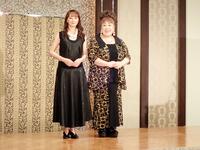 　「バクダッド・カフェ」の製作発表記者会見に出席した（左から）花總まり、森公美子