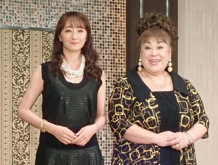 　（左から）花總まり、森公美子