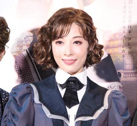 　ミュージカル「コレット」に主演する明日海りお