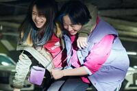 　主演の北川景子（左）と共演する森田望智　Ⓒ２０２５「ナイトフラワー」製作委員会