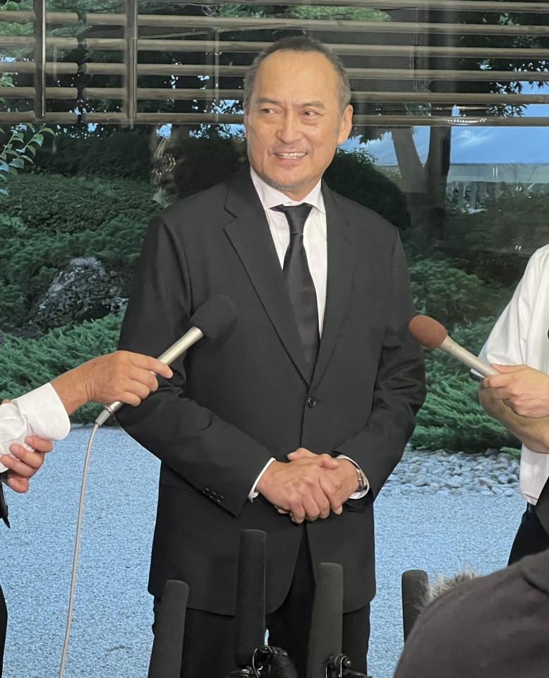 　川村龍夫会長を偲ぶ渡辺謙