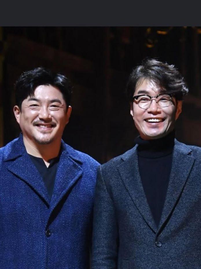 　イム・チョルヒョンの公式インスタグラム＠ｉｒｏｎ＿ｂｒｏｔｈｅｒ＿７４より（左から）イム・チョルヒョン、ソン・ヨンギュさん