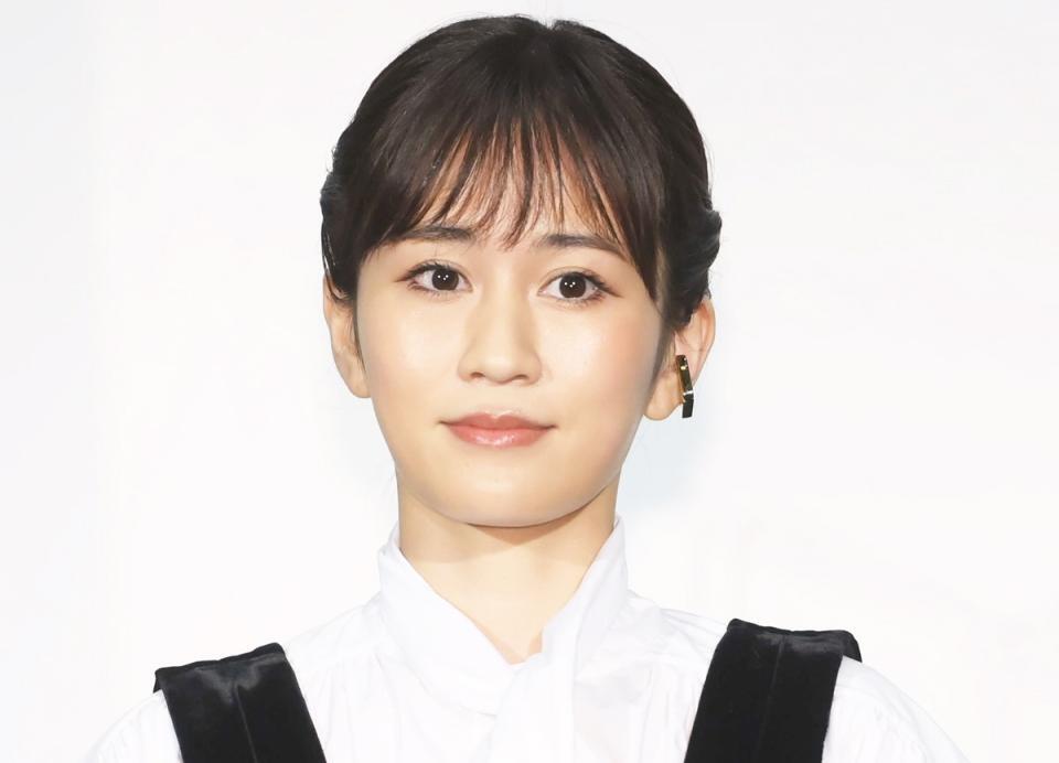 　前田敦子（２３年１月撮影）