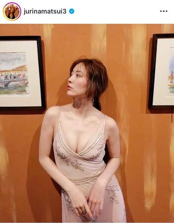 写真集オフショット。成長した姿に思わず目がくぎ付けの松井珠理奈インスタグラム＠ｊｕｒｉｎａｍａｔｓｕｉ３より