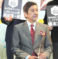 　イベントに出席した奥田瑛二