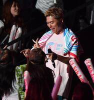 　イベントに登場したＥＸＩＬＥ　ＴＨＥ　ＳＥＣＯＮＤのＥＸＩＬＥ　ＳＨＯＫＩＣＨＩ（撮影・開出牧）