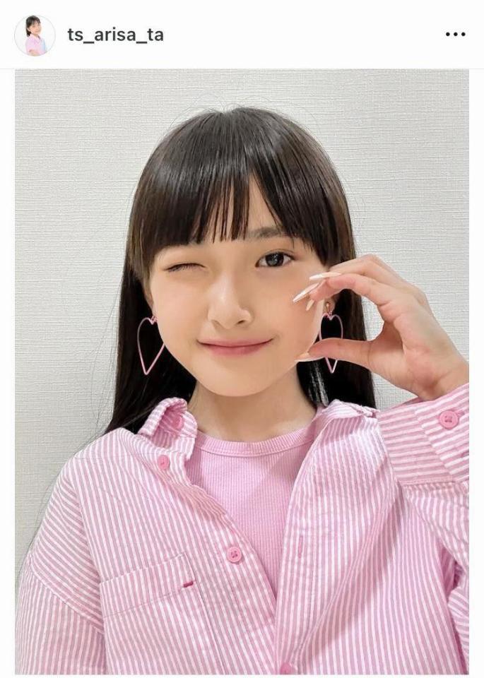 　大人びた美少女ぶりの成長したメイコ長女！津久井有咲のインスタグラム＠ｔｓ＿ａｒｉｓａ＿ｔａより