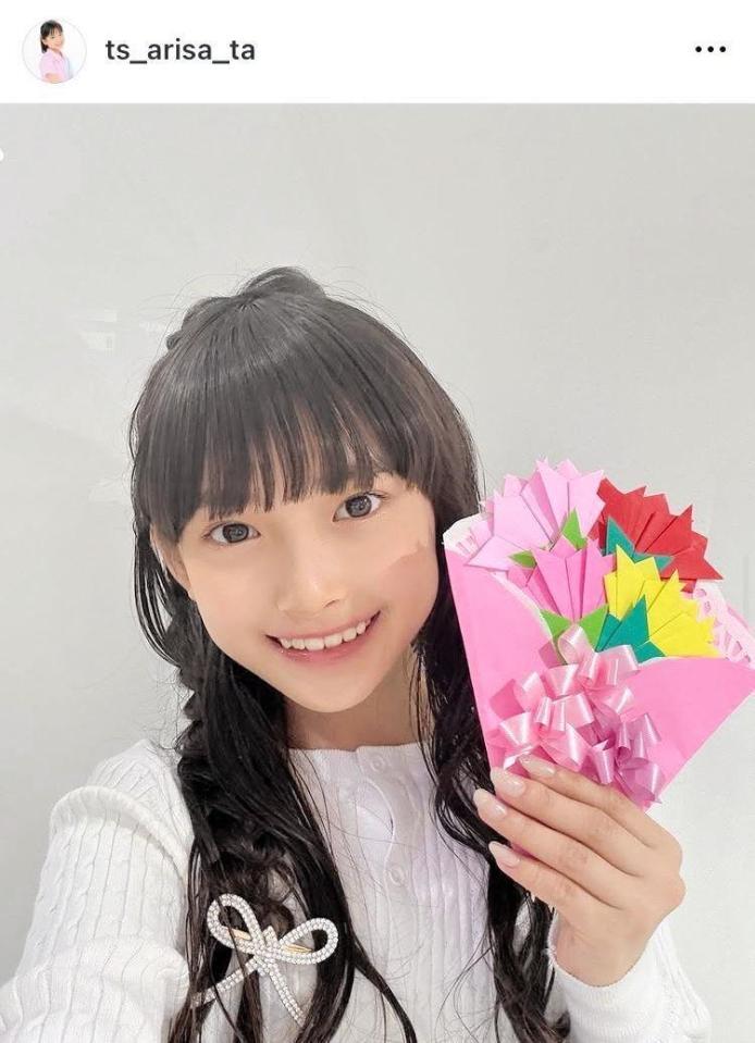 　大人びた美少女ぶりの成長したメイコ長女！津久井有咲のインスタグラム＠ｔｓ＿ａｒｉｓａ＿ｔａより