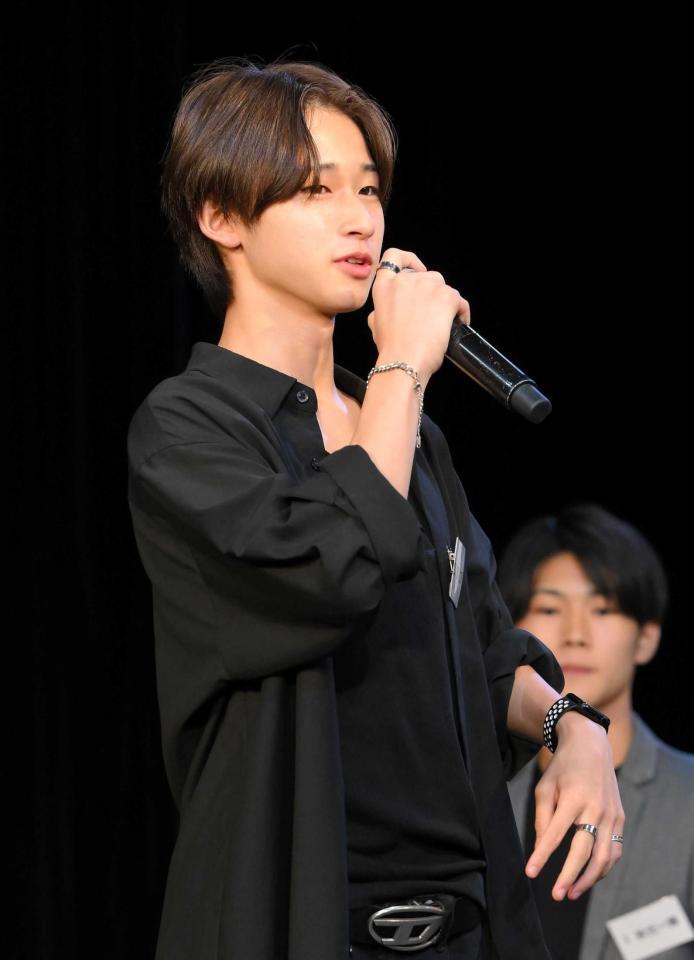 ２０２３年８月、ジュノン・スーパーボーイ・コンテストＢＥＳＴ３０お披露目会見で。富川立夢　