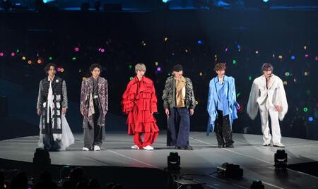 　デビュー１４周年の記念日にパフォーマンスをするＫｉｓ-Ｍｙ-Ｆｔ２（撮影・伊藤笙子）