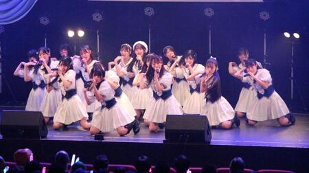 　パフォーマンスで盛り上げるＳＴＵ４８