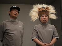 　自らプロデュースした店舗の思いを語る大西ライオン（右）と瀬下豊