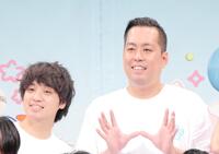 　公演後の取材会に出席したエバースの佐々木隆史（左）、町田和樹